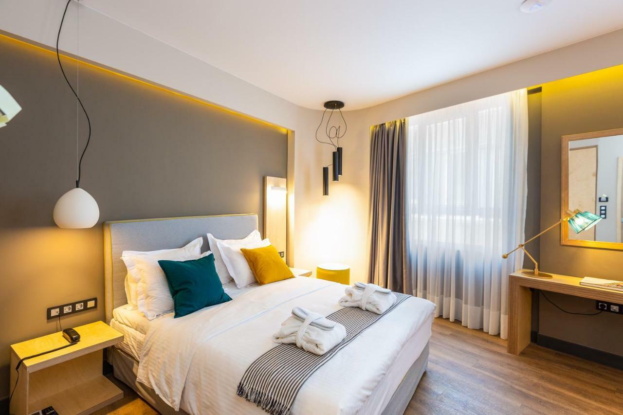 St. Bjur Suites Atene Esterno foto