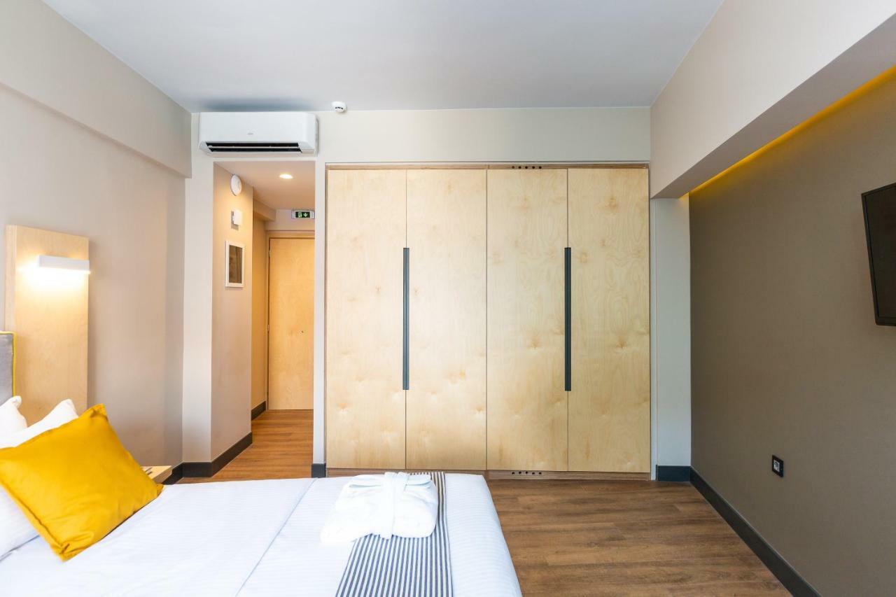 St. Bjur Suites Atene Esterno foto